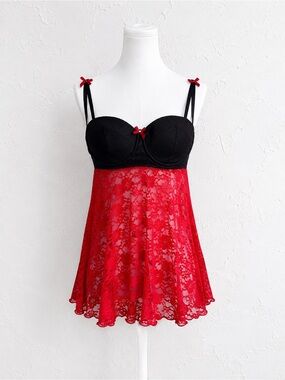 Vintage Y2K Red & Black Lace Babydoll Lingerie – Sweetheart Pin-Up Style M